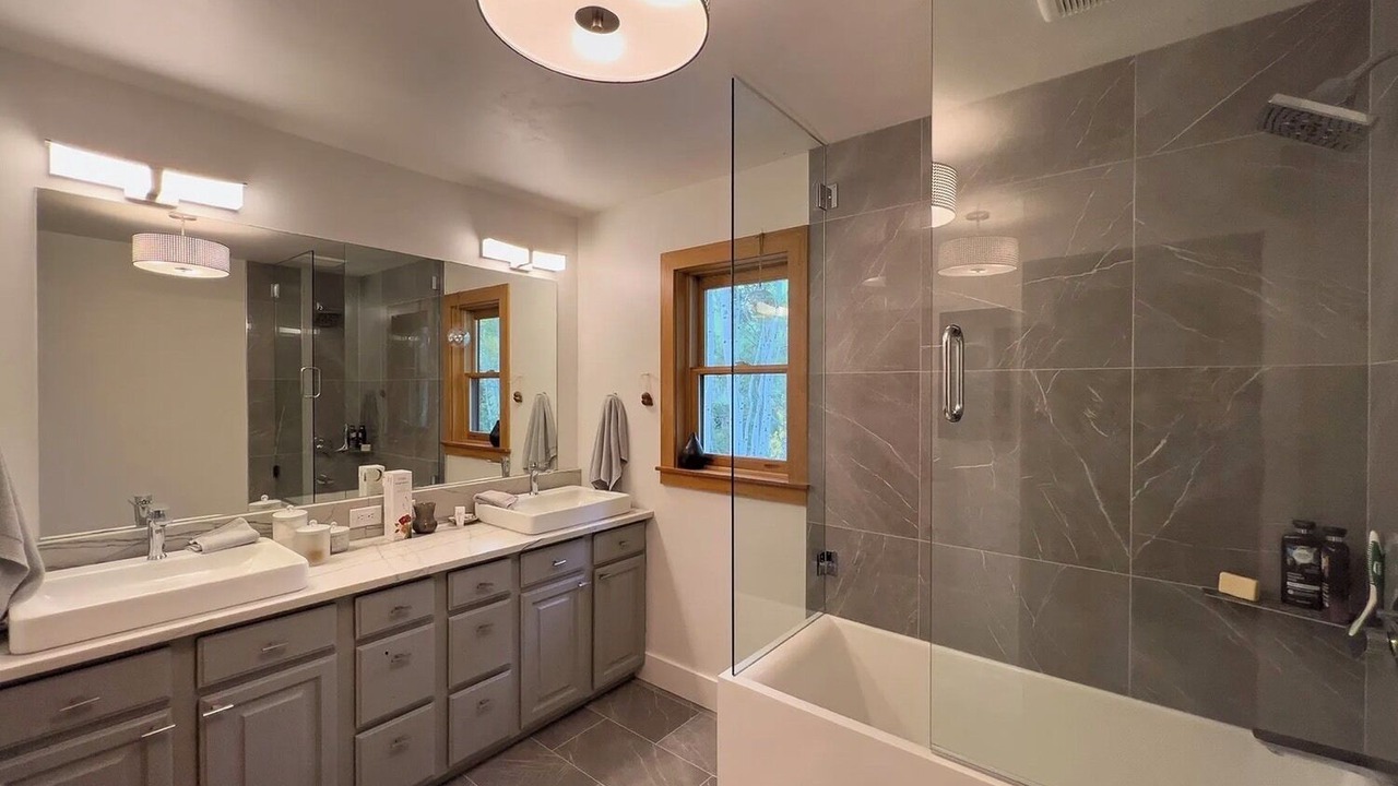 Photo of Bathroom in Wilson