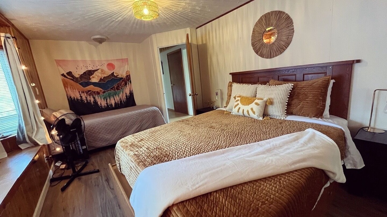 Photo of Bedroom in Worley