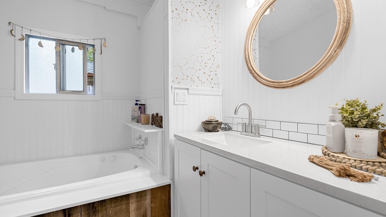 Photo of Bathroom in Worley