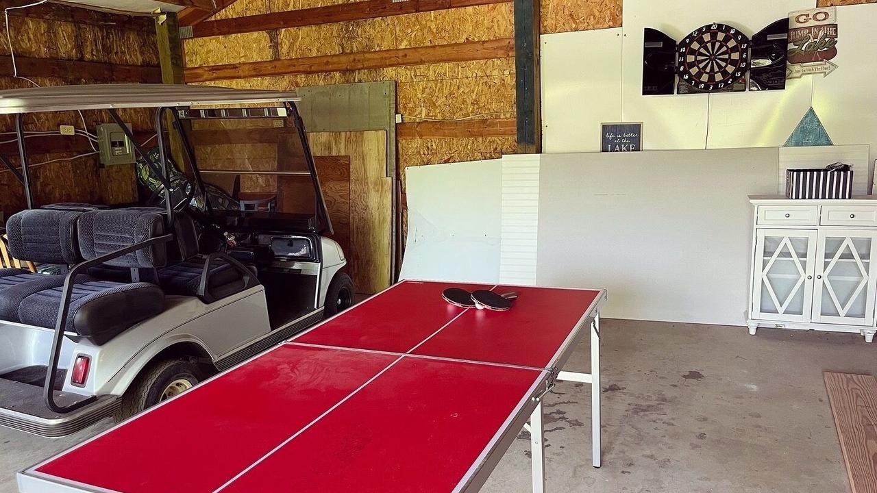 Photo of Bedroom in Worley