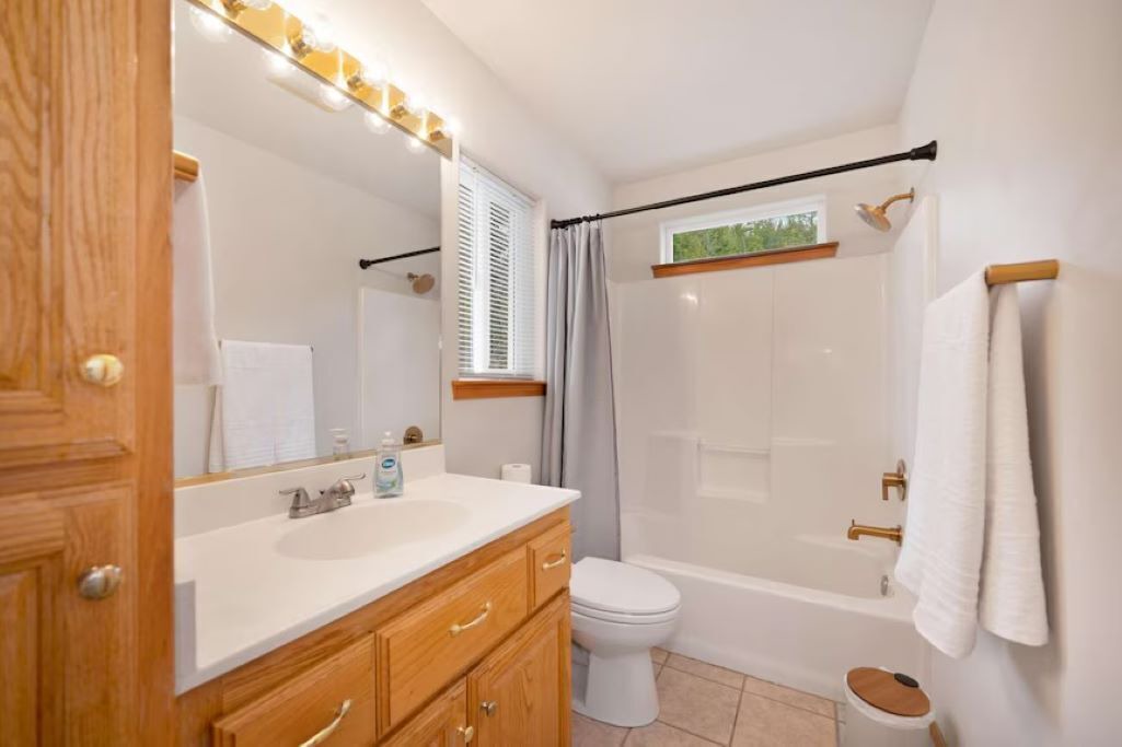 Photo of Bathroom in Hayden Lake