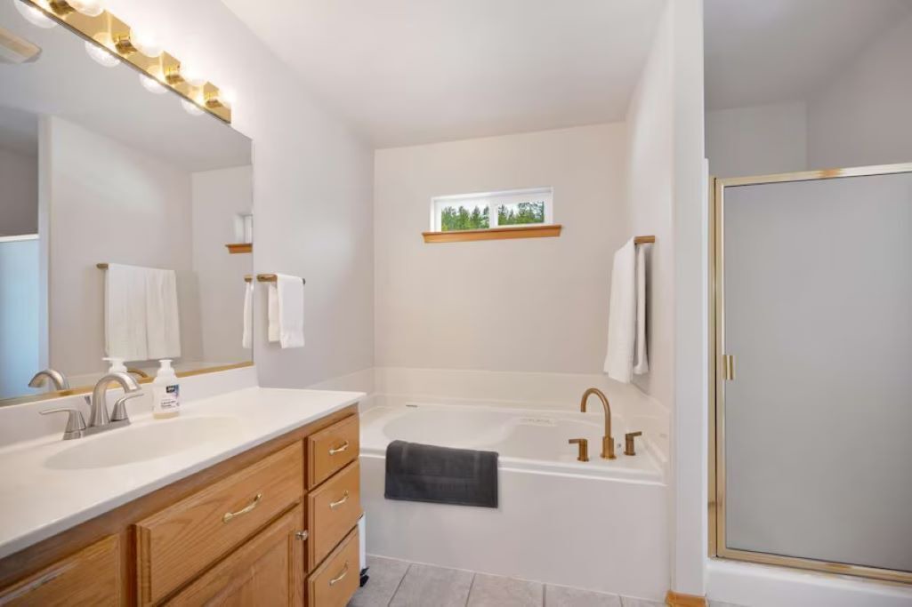 Photo of Bathroom in Hayden Lake