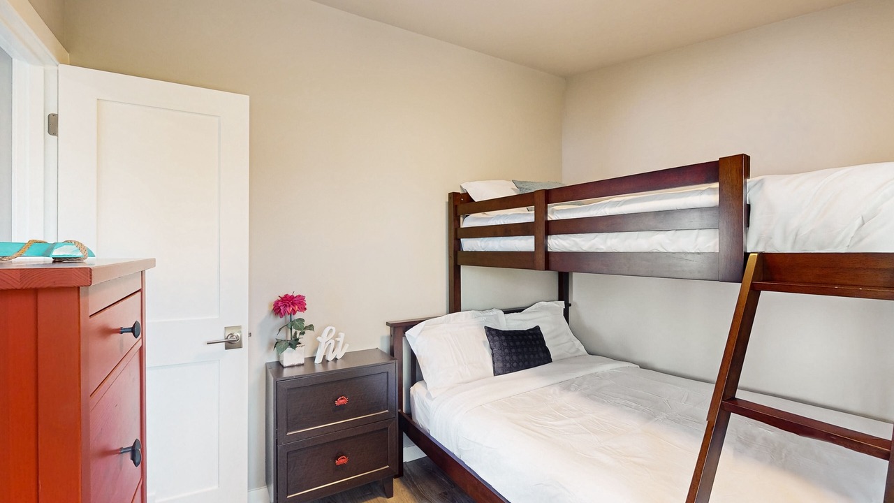 Photo of Bedroom in Fox Island