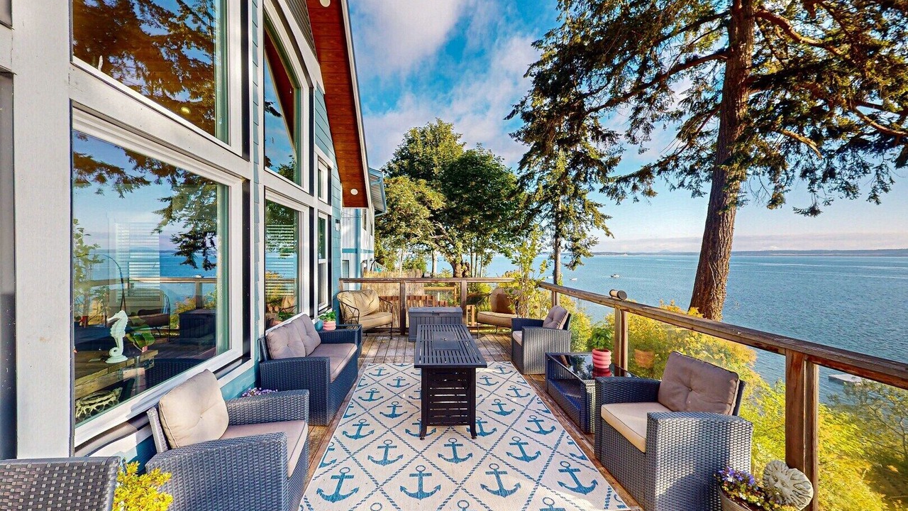 Photo of Patio Balcony in Coupeville