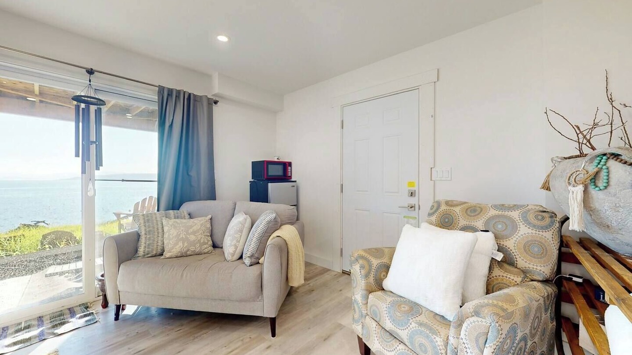 Photo of Livingroom in Coupeville