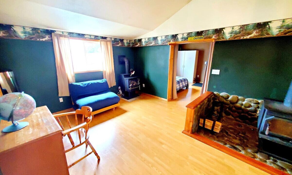 Photo of Livingroom in Forks