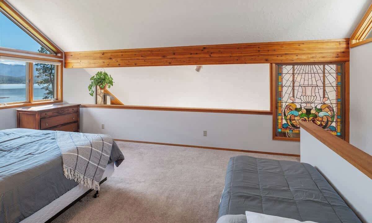 Photo of Bedroom in Sandpoint