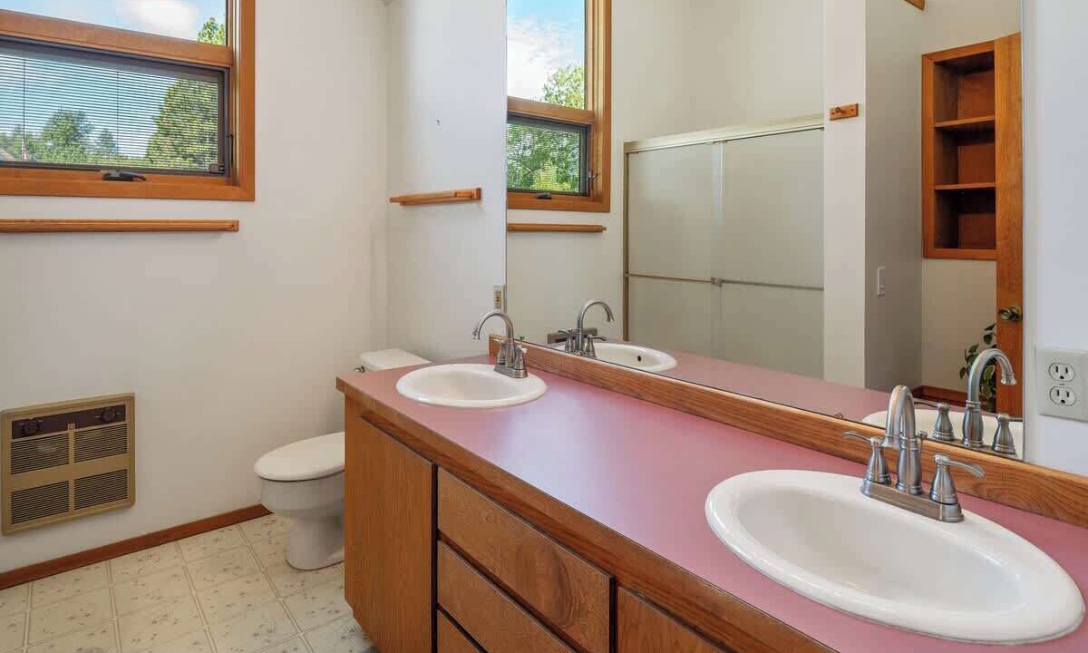 Photo of Bathroom in Sandpoint