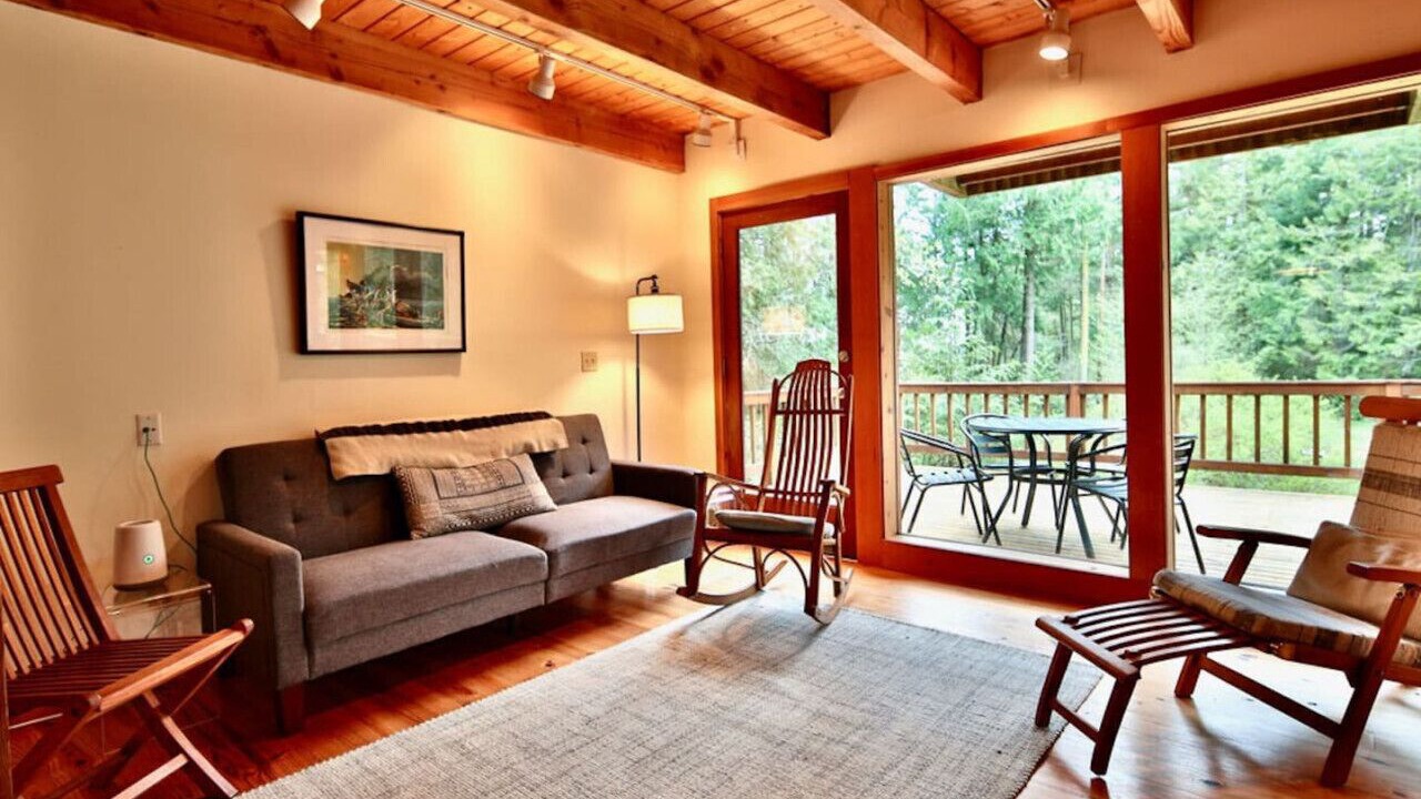 Photo of Livingroom in Marrowstone