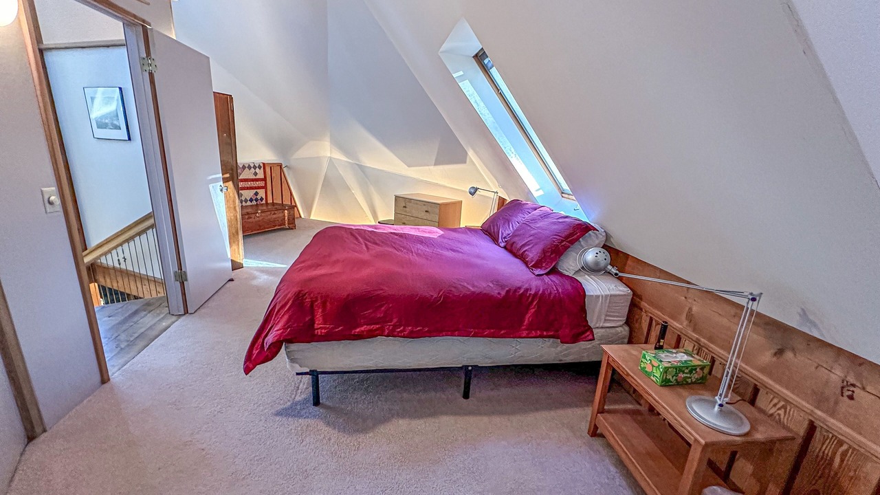 Photo of Bedroom in Greenbank