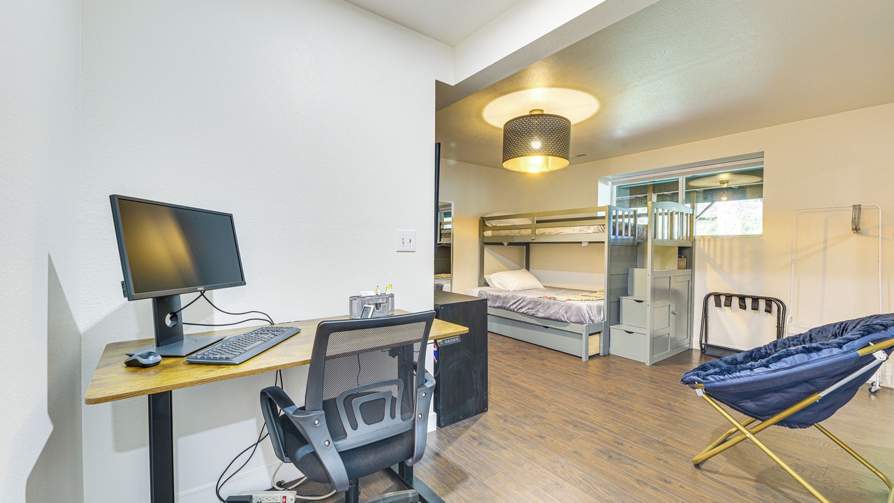 Photo of Bedroom in Anderson Island