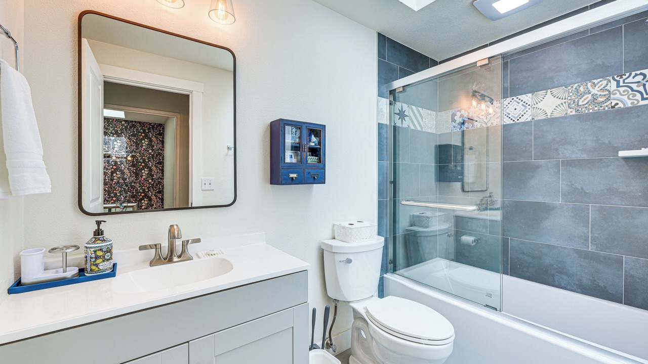 Photo of Bathroom in Anderson Island