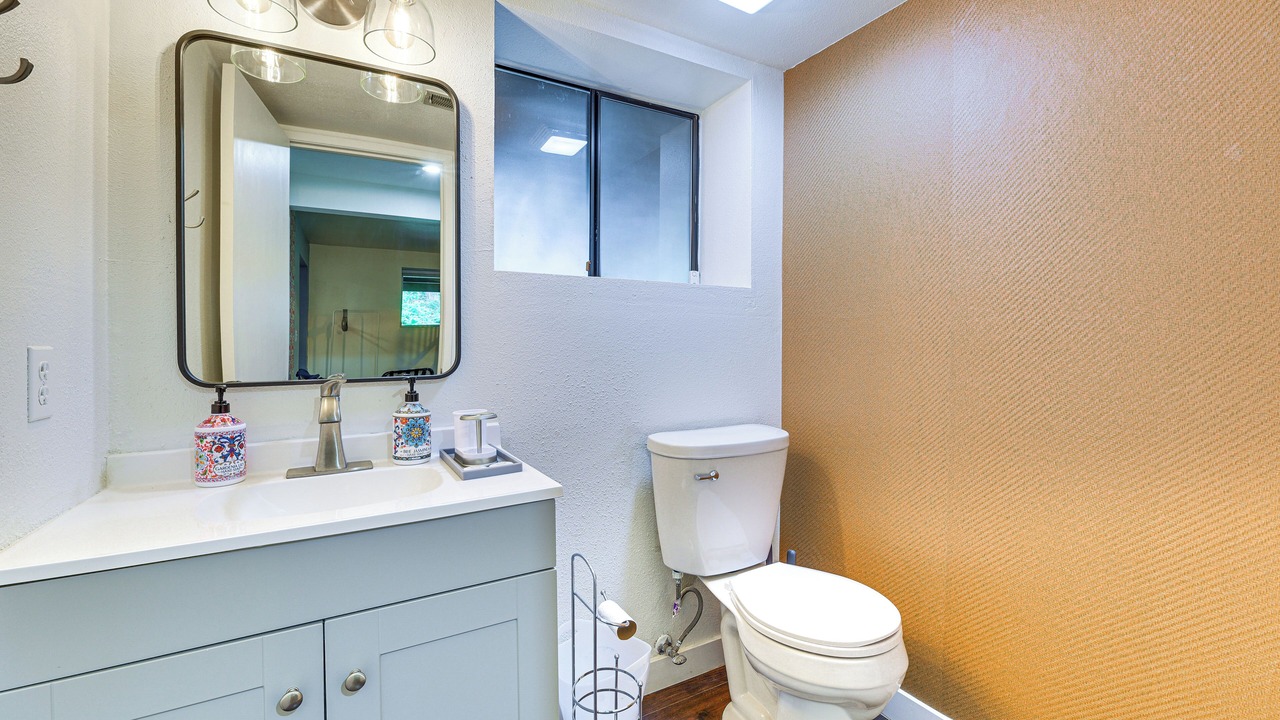 Photo of Bathroom in Anderson Island