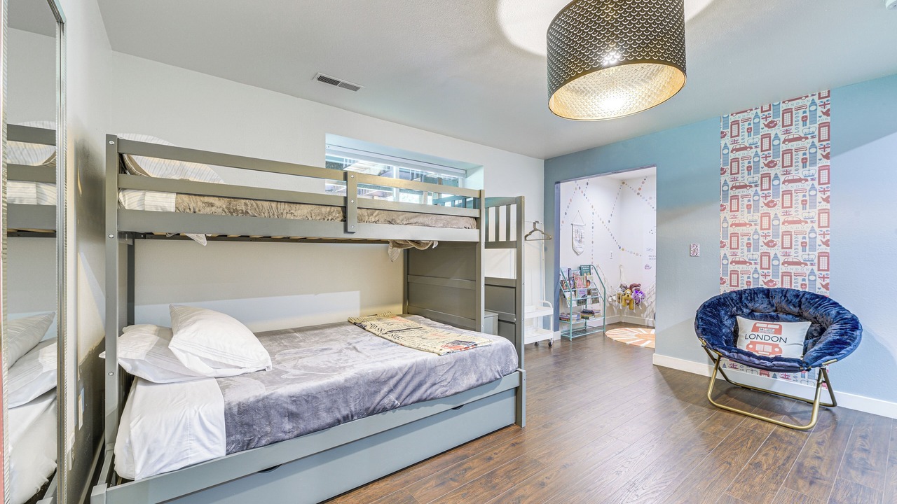 Photo of Bedroom in Anderson Island
