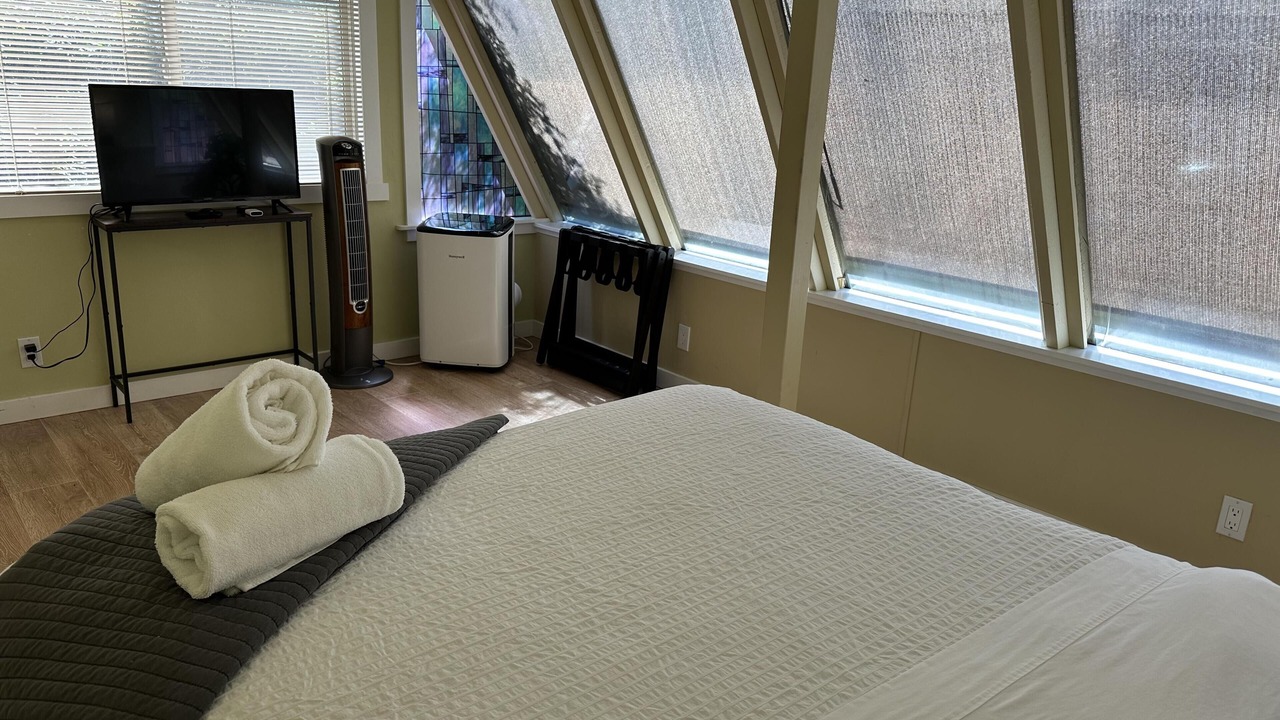 Photo of Bedroom in Old Bend