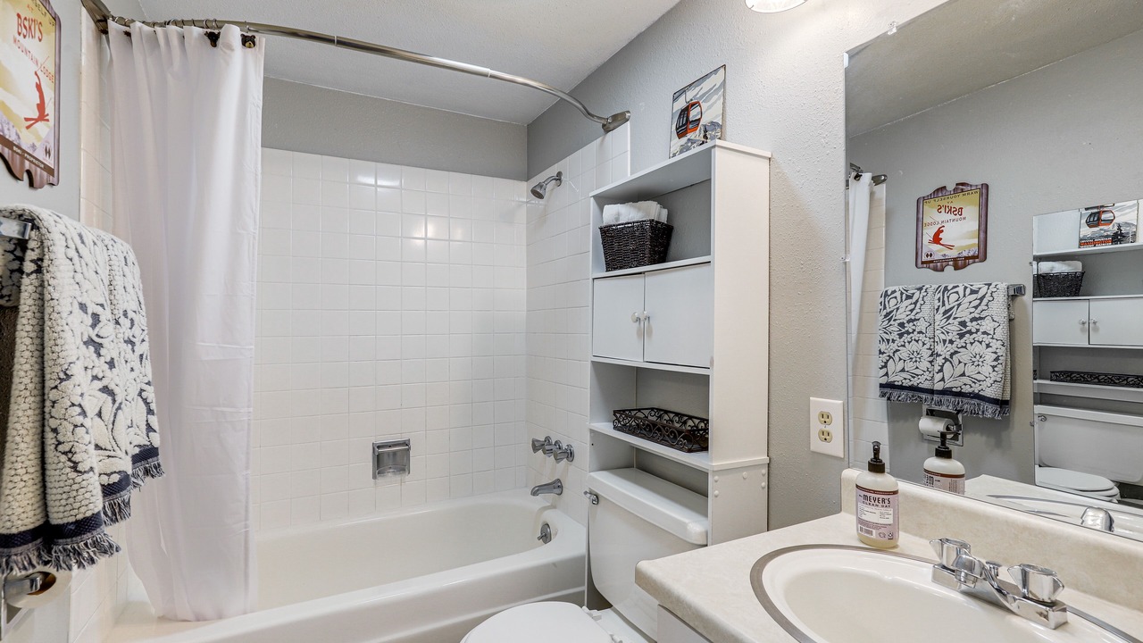 Photo of Bathroom in Mead