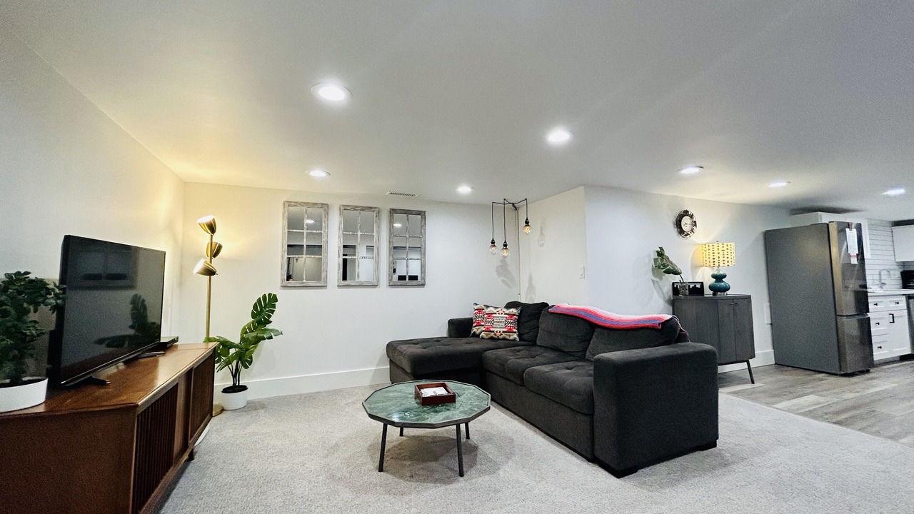 Photo of Livingroom in Ladd's Addition