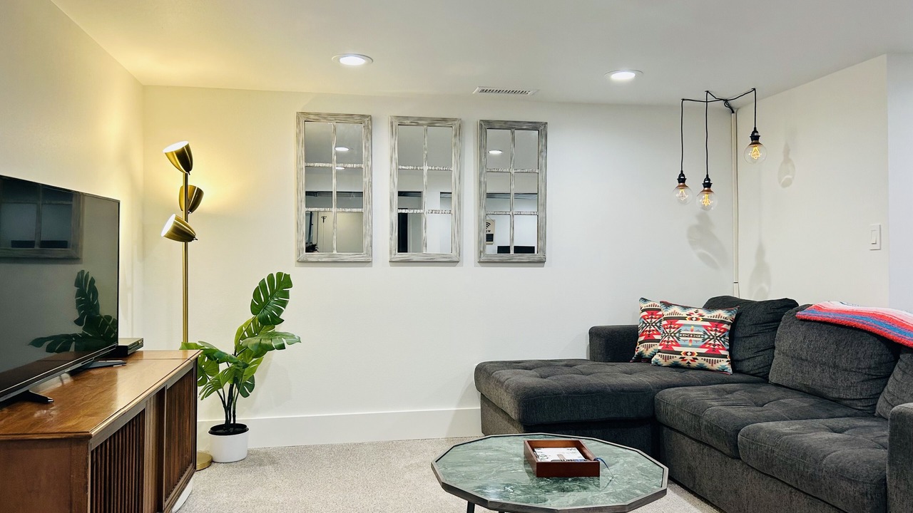 Photo of Livingroom in Ladd's Addition