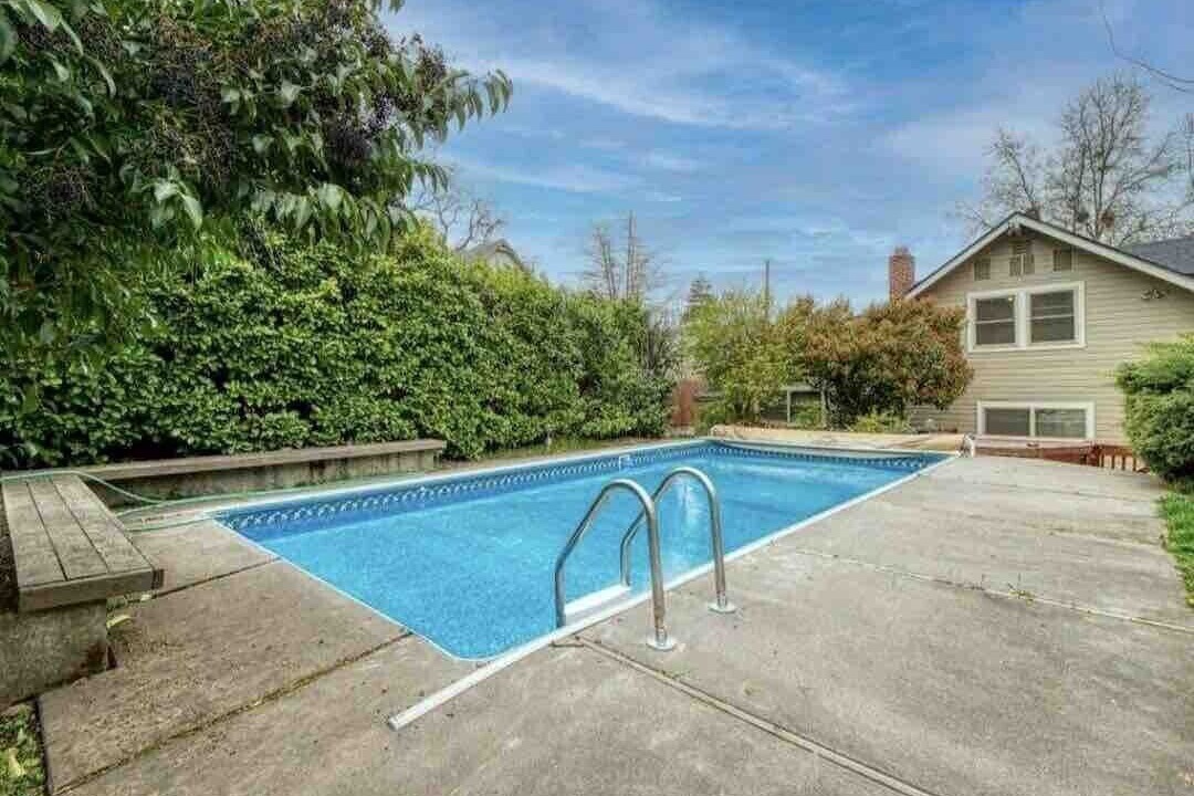 Photo of Outdoor in Medford