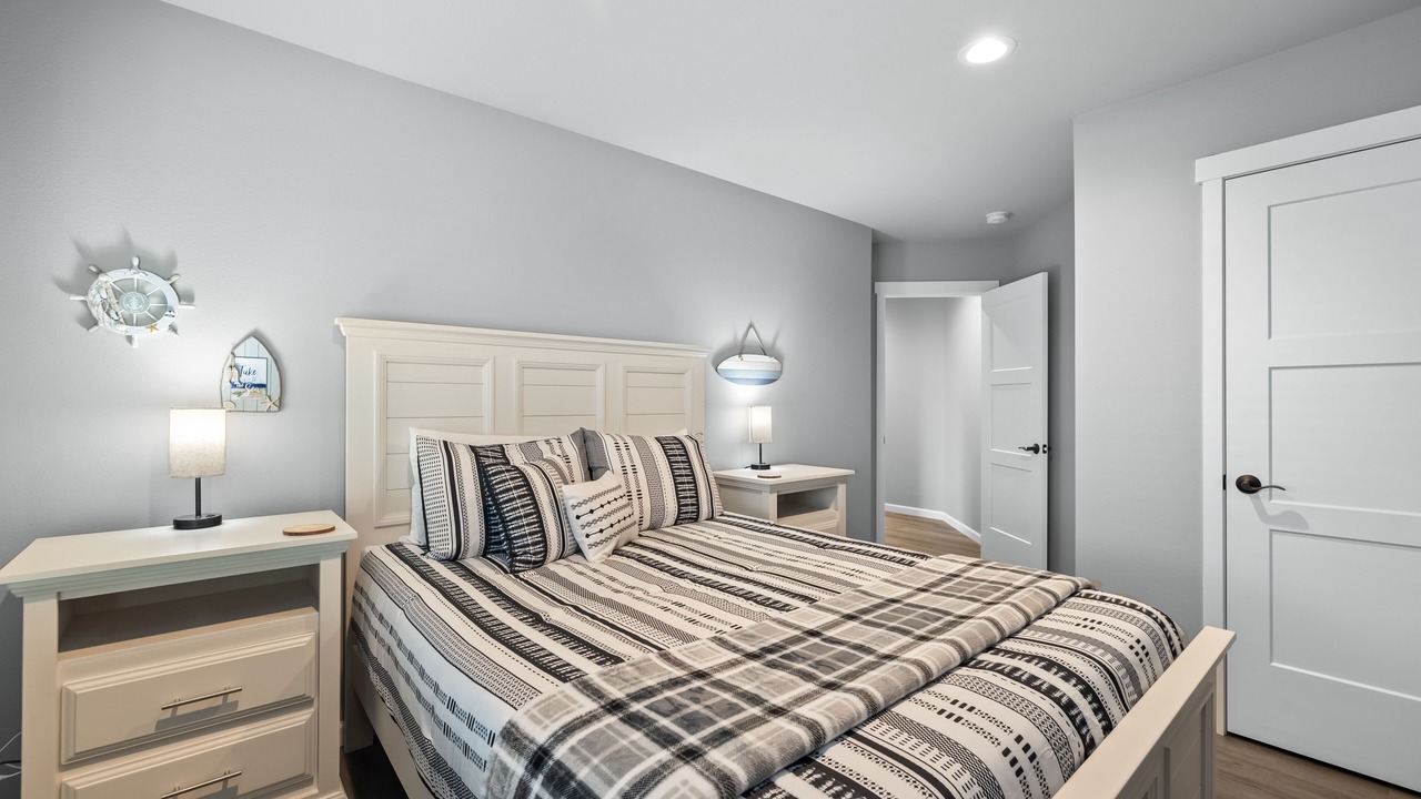 Photo of Bedroom in Ocean Shores
