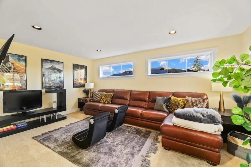 Photo of Livingroom in West Seattle