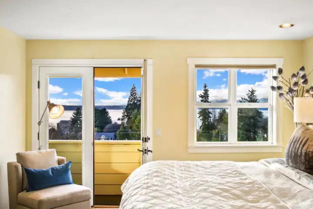 Photo of Bedroom in West Seattle
