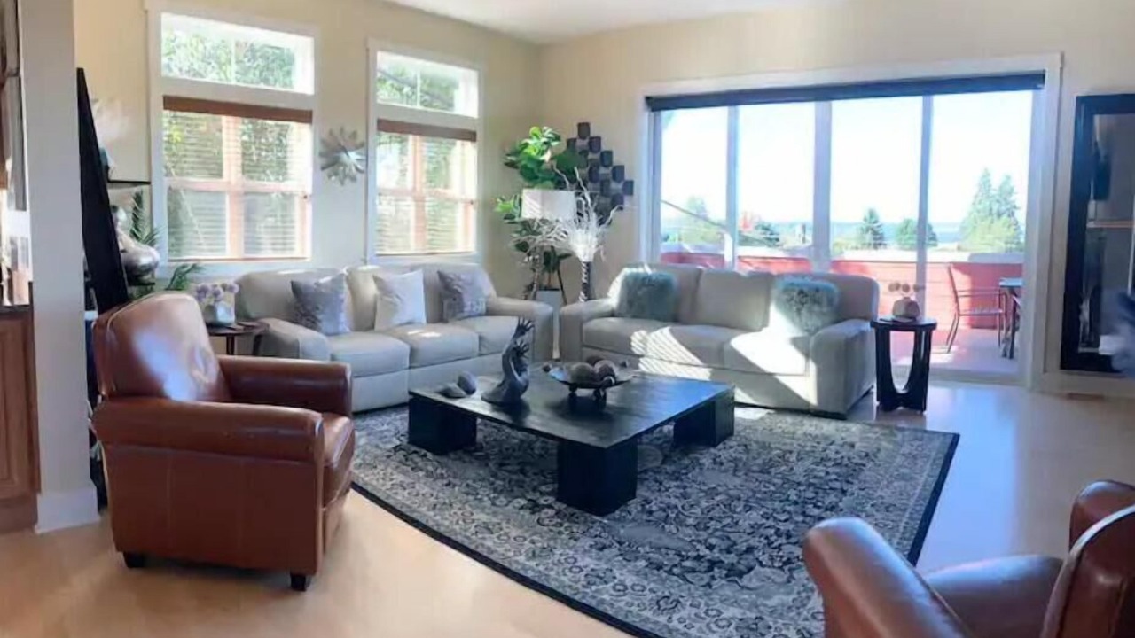 Photo of Livingroom in West Seattle