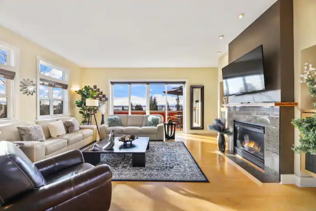 Photo of Livingroom in West Seattle