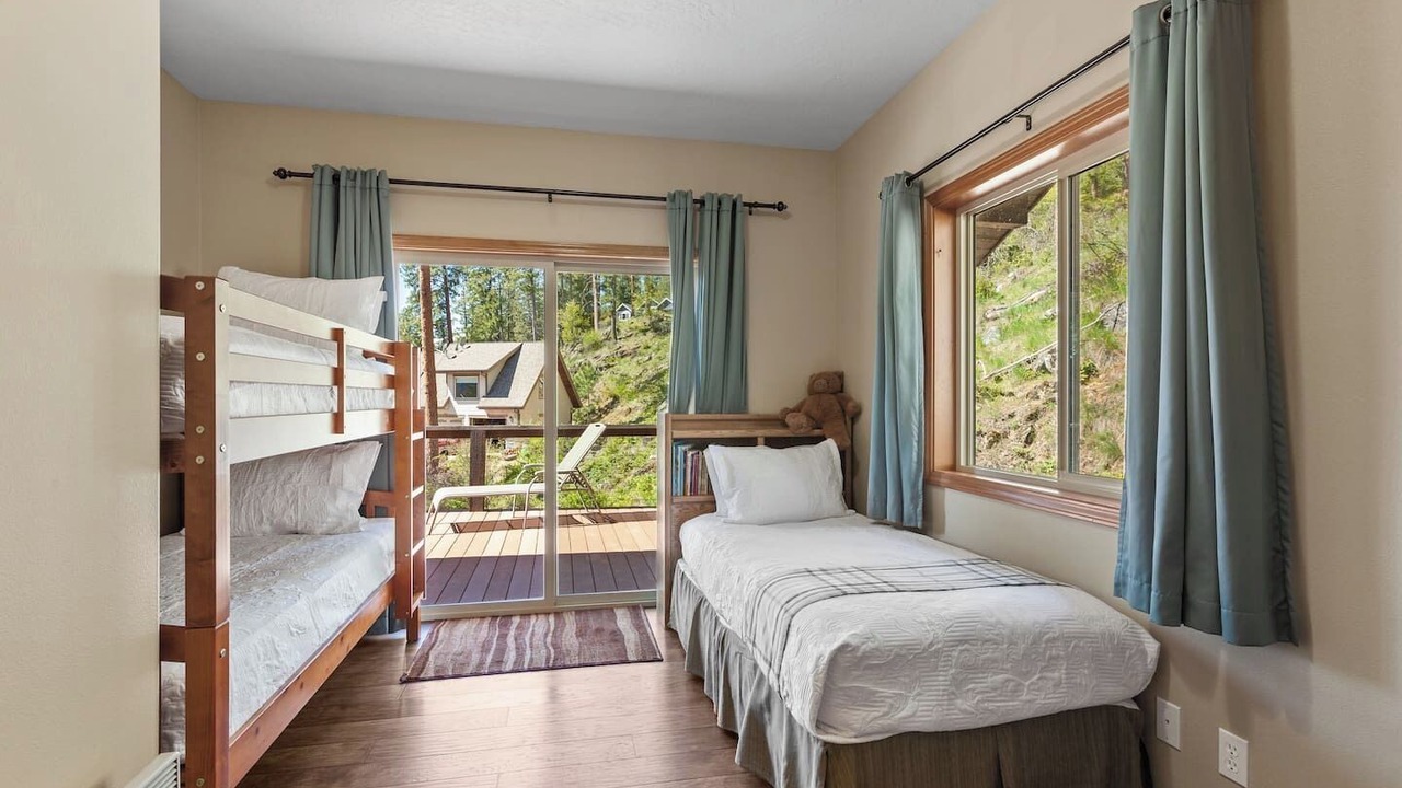 Photo of Bedroom in Bayview