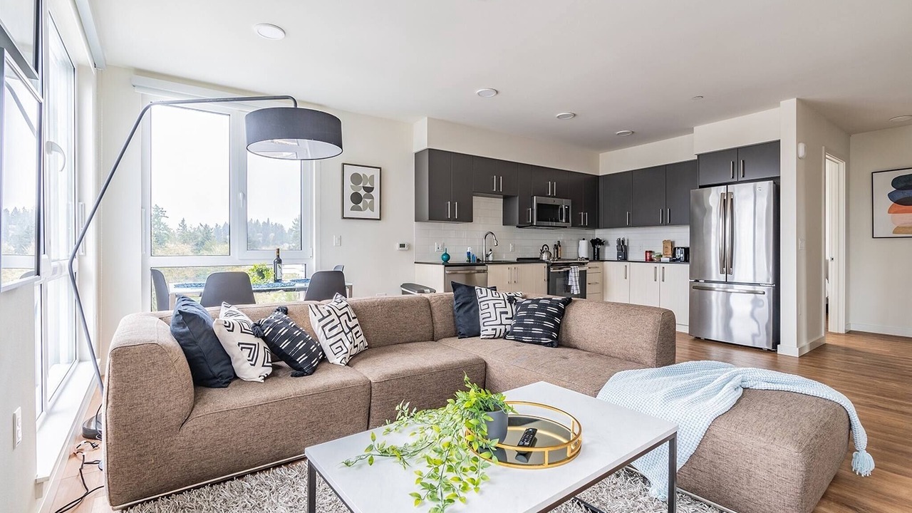 Photo of Livingroom in West Bellevue