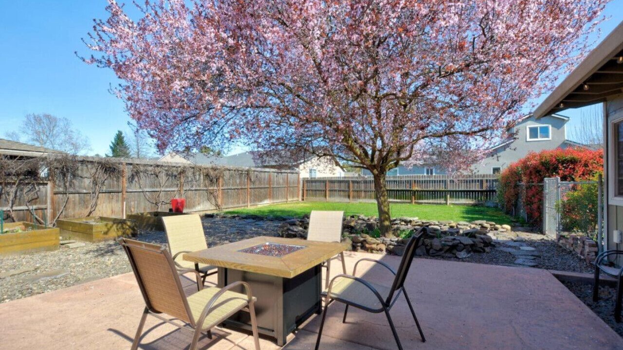 Photo of Outdoor in Medford
