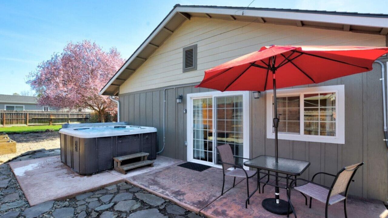 Photo of Outdoor in Medford