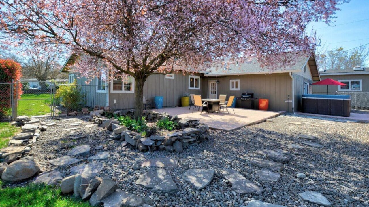 Photo of Outdoor in Medford