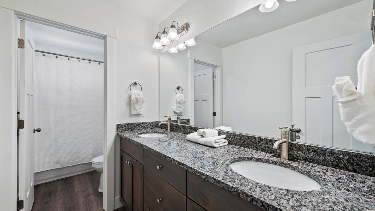 Photo of Bathroom in Sweetwater