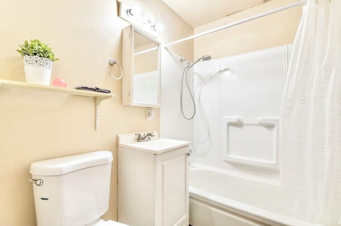 Photo of Bathroom in Lakewood