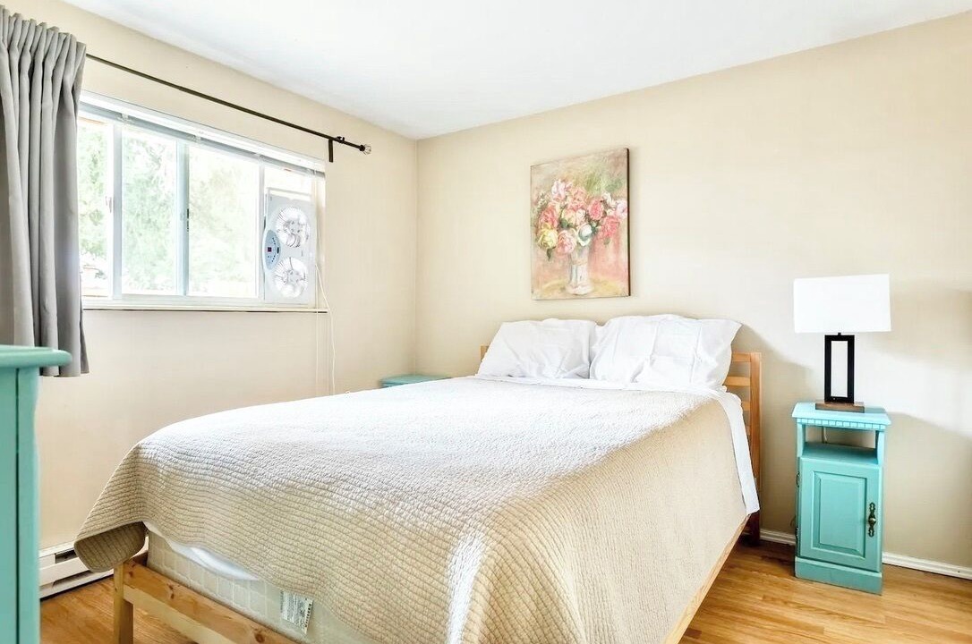 Photo of Bedroom in Lakewood