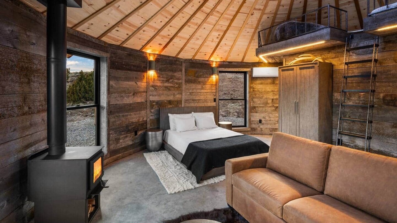 Photo of Livingroom in Emigrant