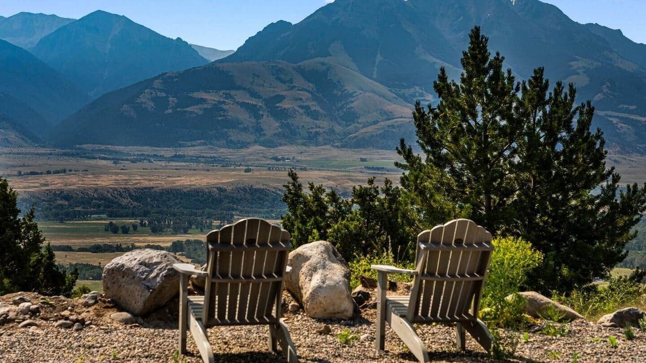 Photo of Outdoor in Emigrant
