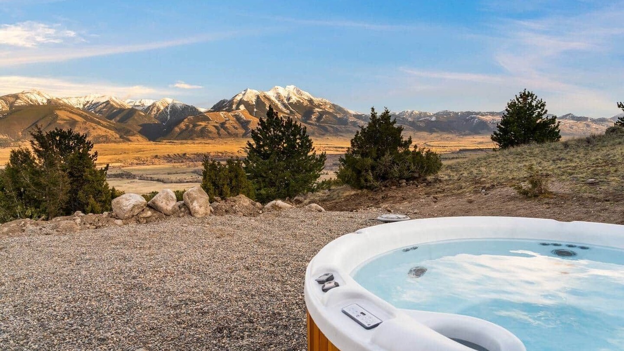 Photo of Outdoor in Emigrant