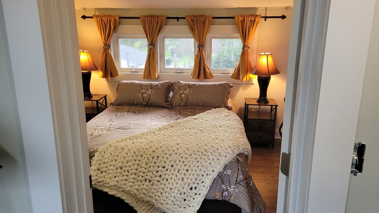 Photo of Bedroom in Camas