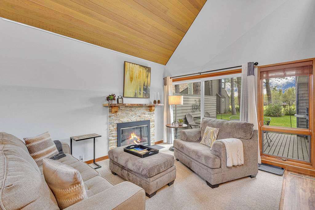 Photo of Livingroom in Overlook Park