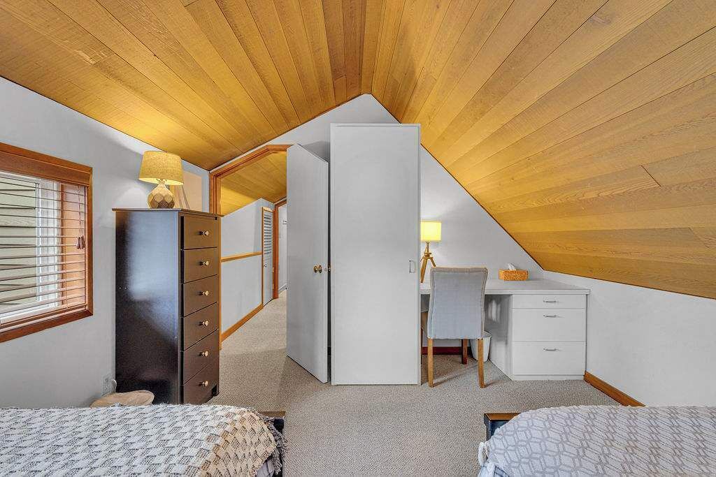 Photo of Bedroom in Overlook Park