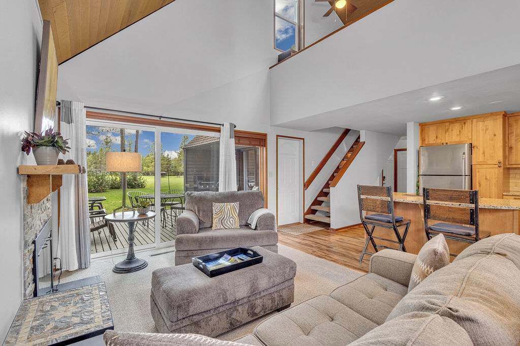 Photo of Livingroom in Overlook Park