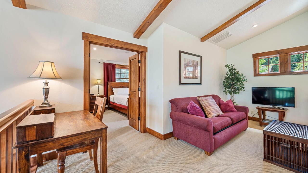 Photo of Livingroom in Tamarack