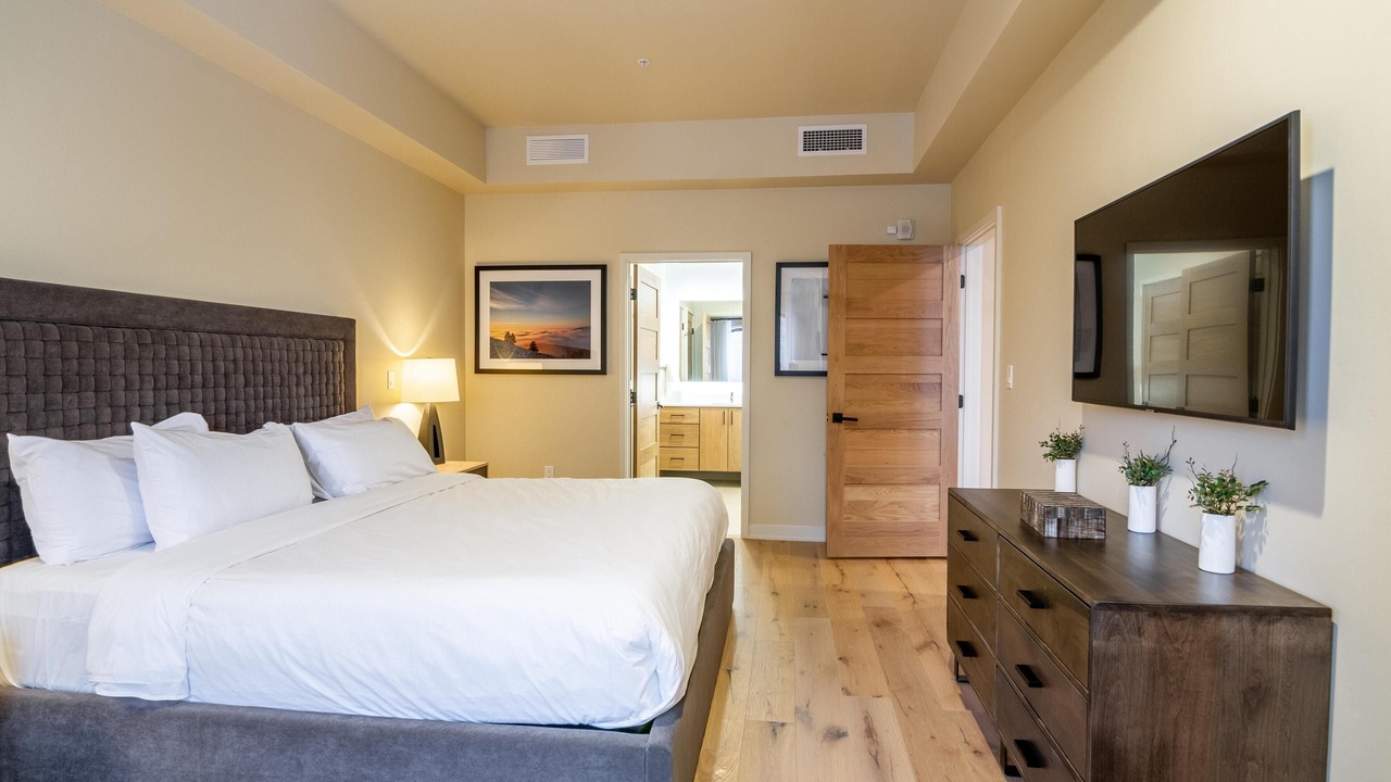 Photo of Bedroom in Tamarack Resort
