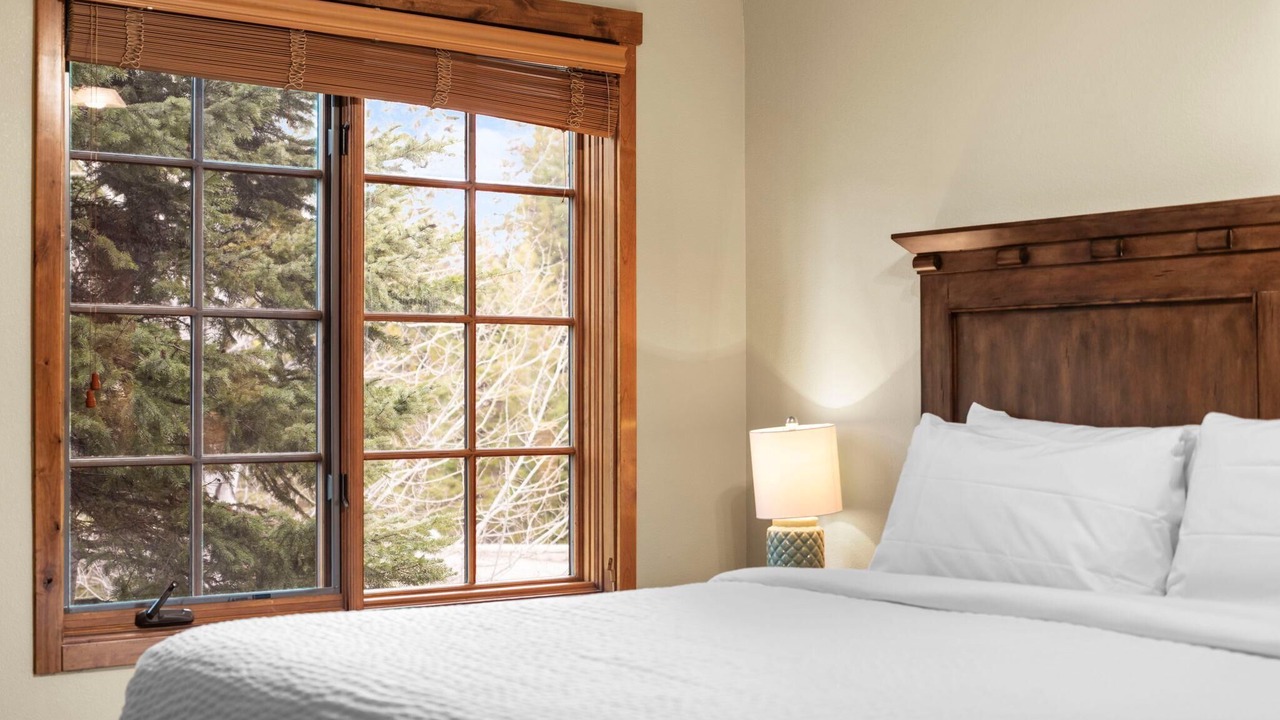 Photo of Bedroom in Tamarack Resort