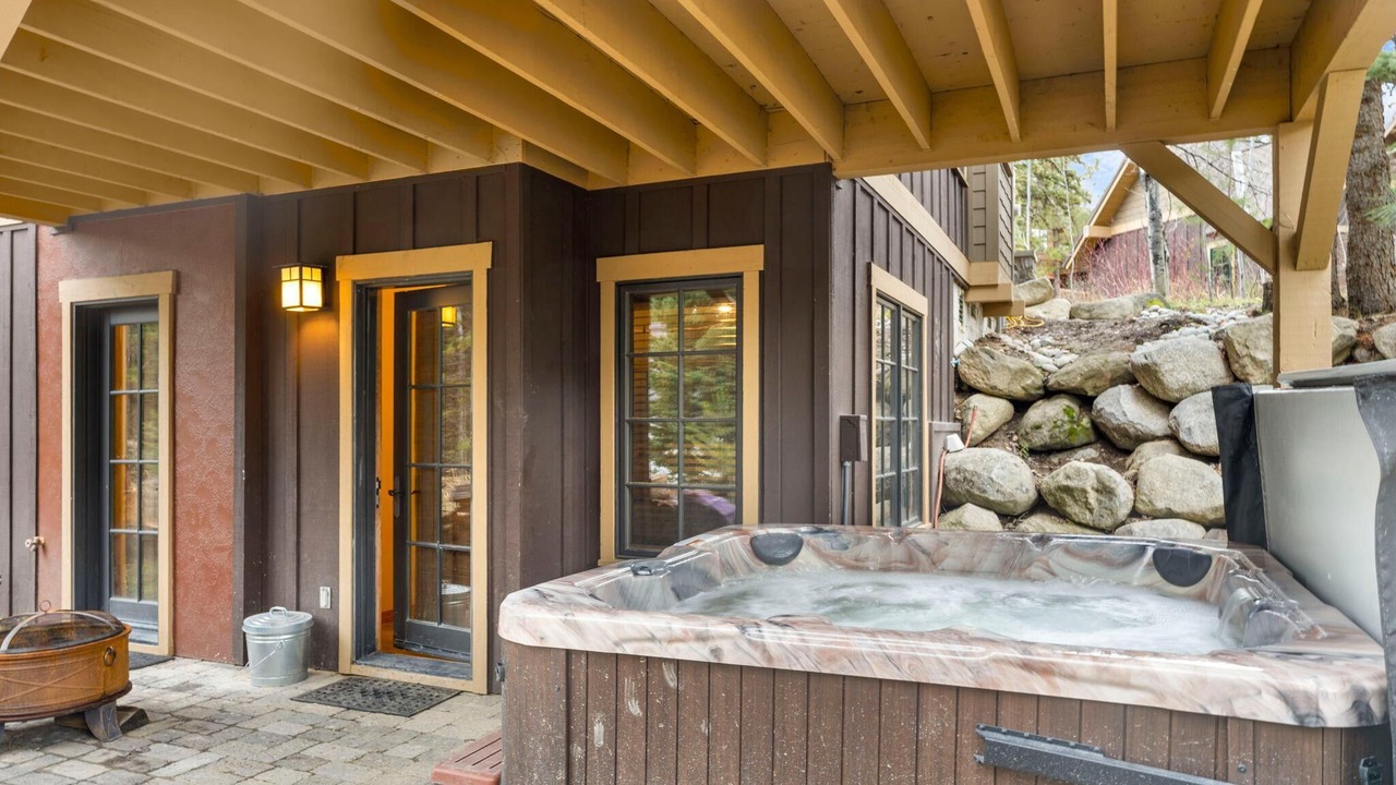 Photo of Patio Balcony in Tamarack Resort