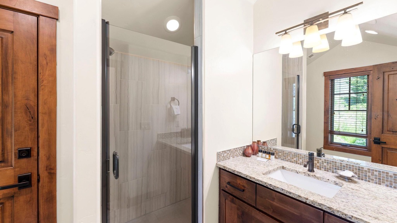 Photo of Bathroom in Tamarack Resort