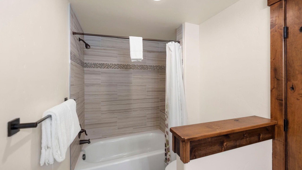 Photo of Bathroom in Tamarack Resort