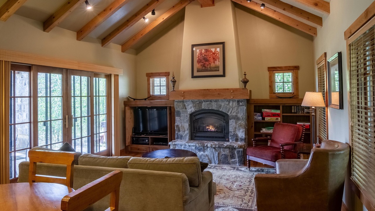 Photo of Livingroom in Tamarack Resort